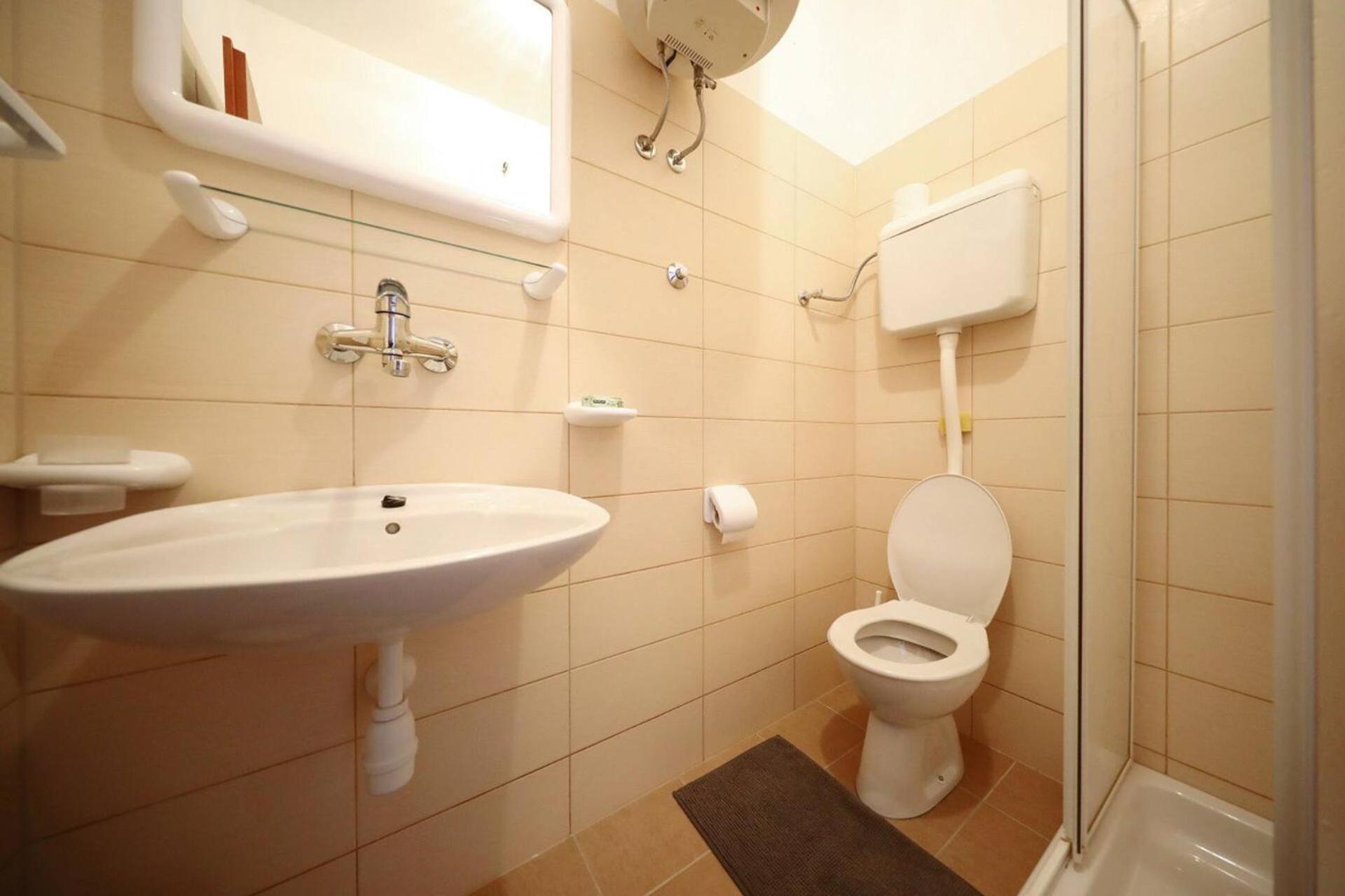 Knez - Relaxing Apartments Near The Sea On Mali Iz Exterior photo