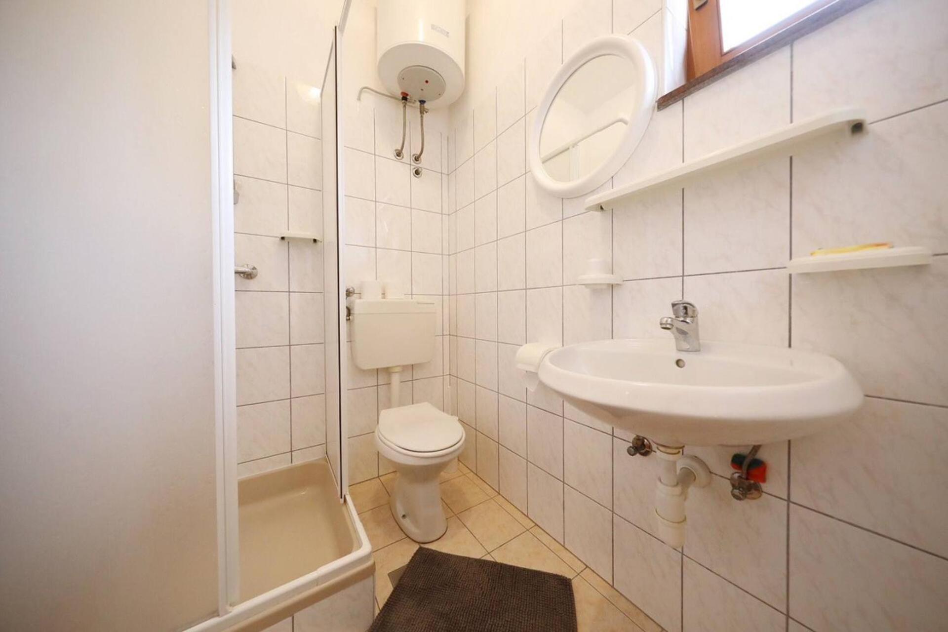 Knez - Relaxing Apartments Near The Sea On Mali Iz Exterior photo
